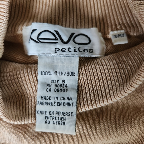 Vintage Sweater 100% Silk Kevo, Mock Turtleneck, Long Sleeve, Size Petite Small - Picture 4 of 7